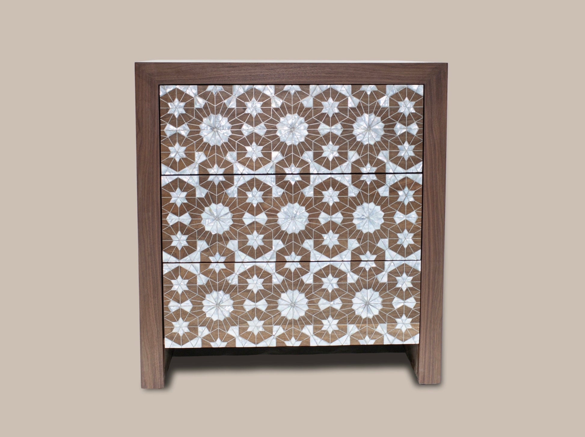 Chest of Drawers - Mother Pearl Inlay