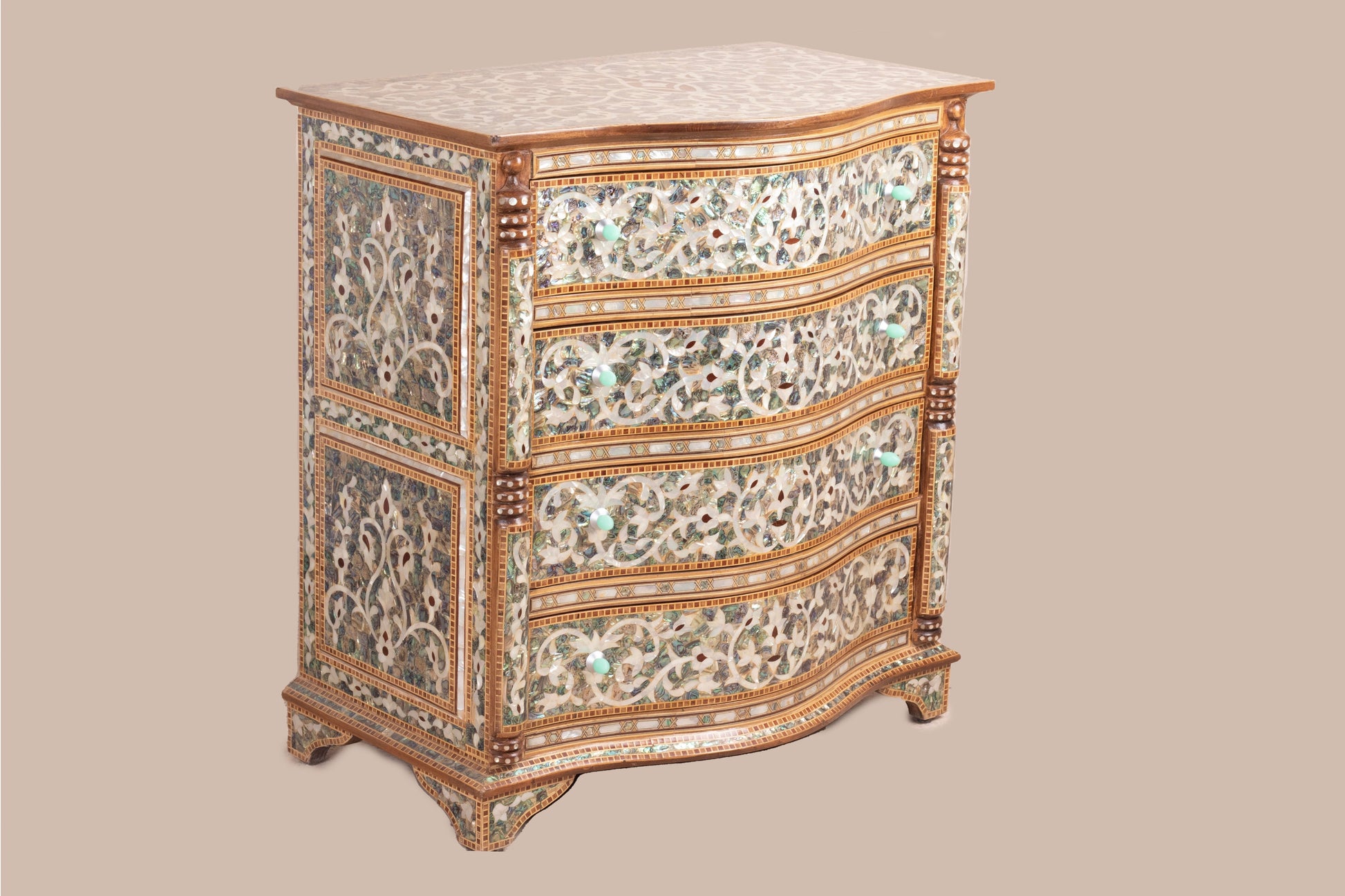 Dresser & Mirror Set - Covered in Mother of Pearl (Nacreous)