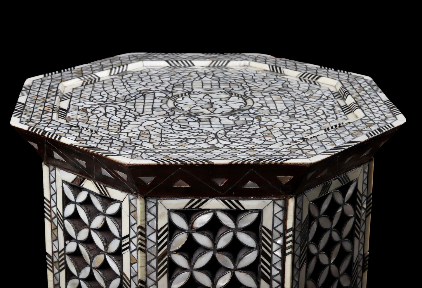 Large Side Table Set - Covered in Mother of Pearl