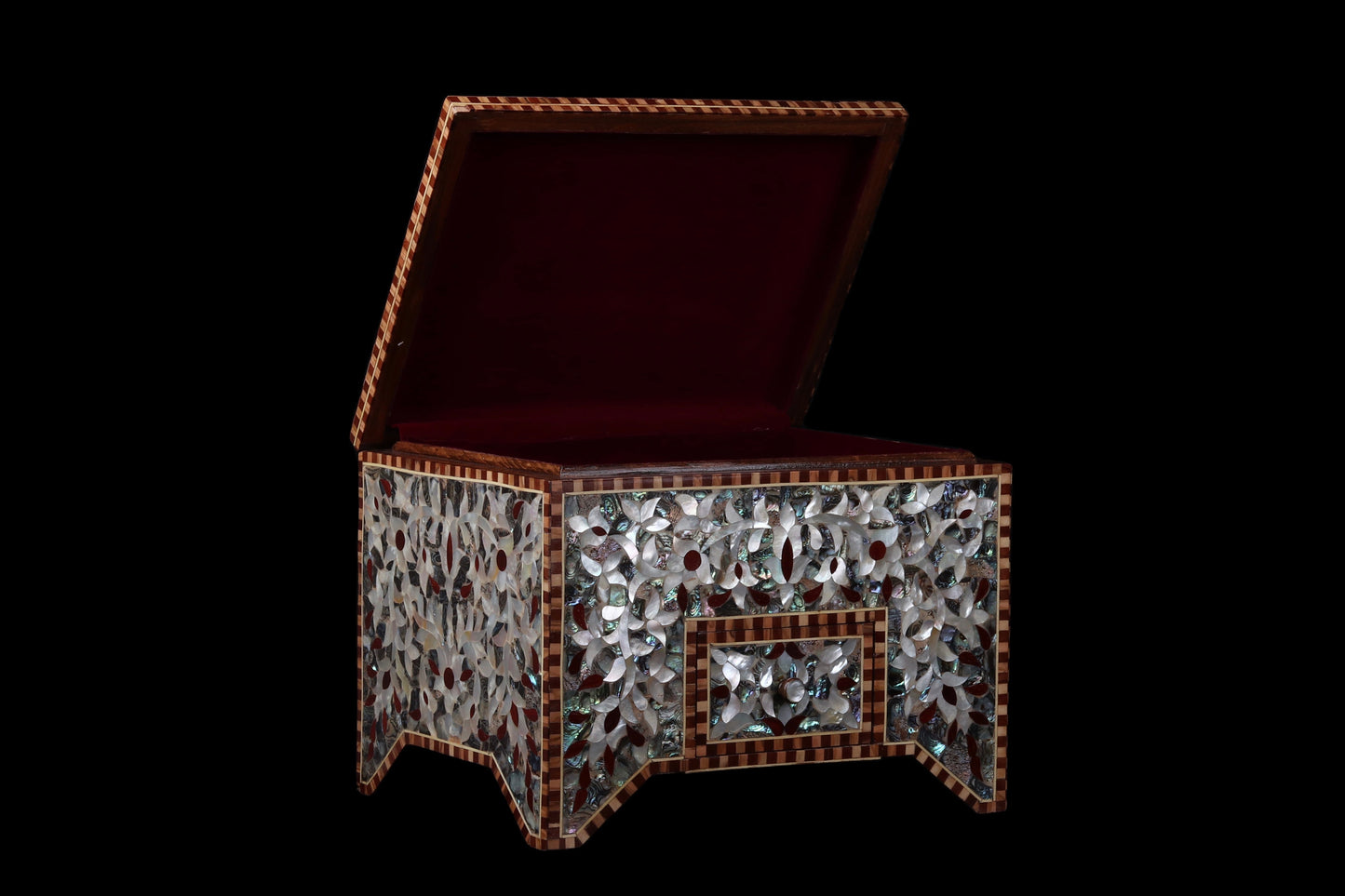 Mother of Pearls Box