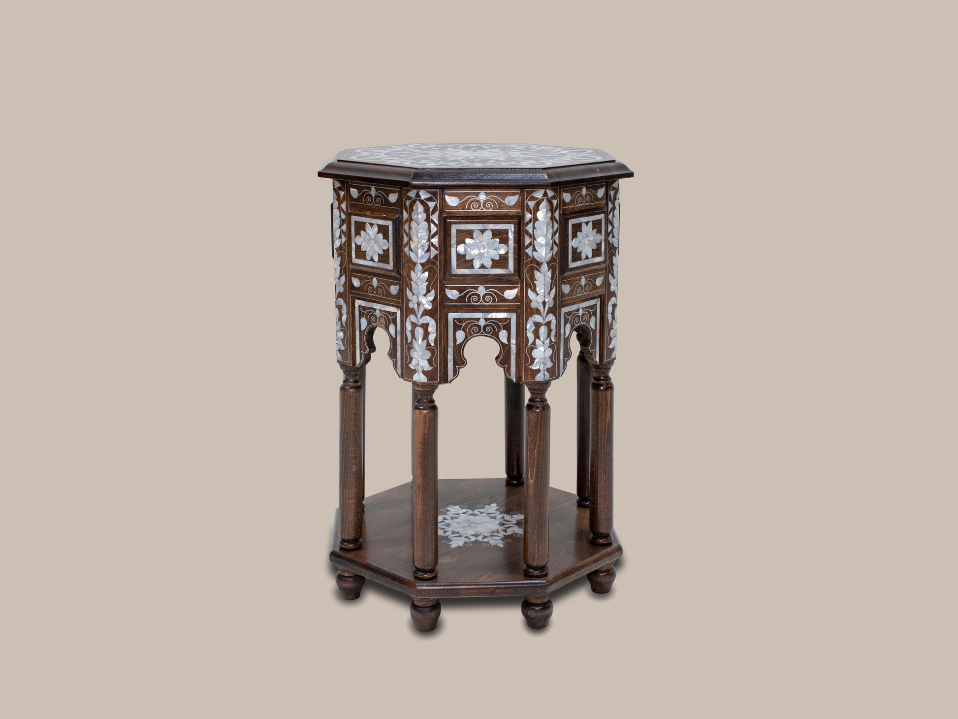 Side Table Embellished - Mother Pearl